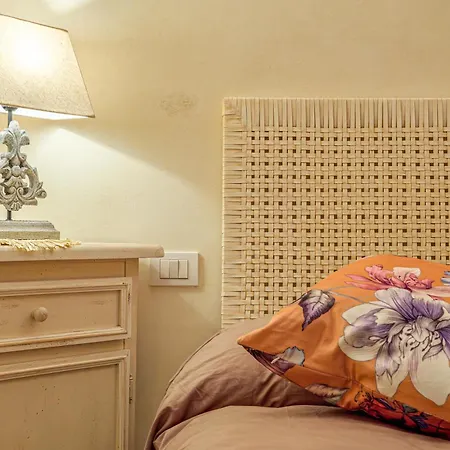 Mazzini Apartment-by And Service Apartmán Golfo Aranci