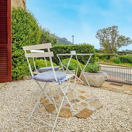 Apartmán Mazzini Apartment-by And Service Golfo Aranci