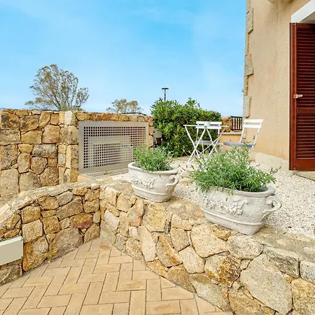 Mazzini Apartment-by And Service Golfo Aranci