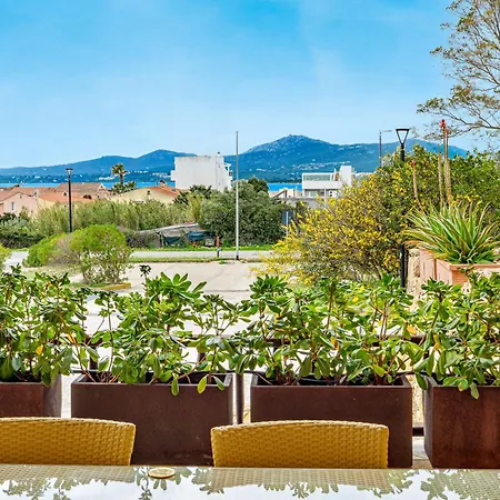 Mazzini Apartment-by And Service